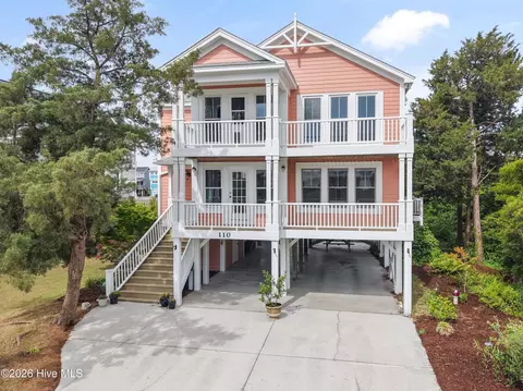 110 Heron Dr, Holden Beach, NC 28462