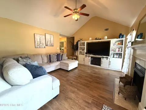 Living - 4672 Crested Butte Rd, Augusta, GA 30909 photo 1 of 2