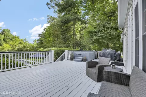 Exterior - 104 Mill Dam Rd, Hampstead, NC 28443 photo 9 of 34