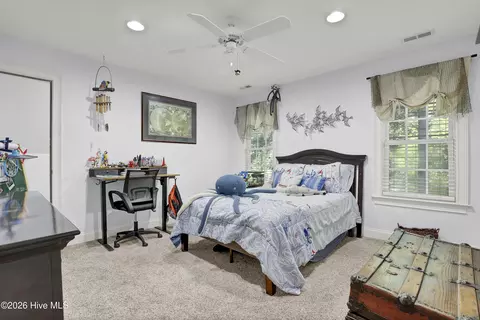 Bedroom - 104 Mill Dam Rd, Hampstead, NC 28443 photo 4 of 9