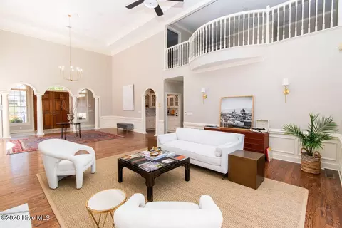 Living - 3951 Hammonds Fry, Evans, GA 30809 photo 5 of 9