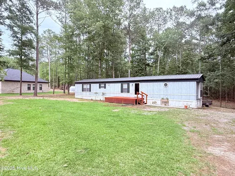 1190 Montego Dr, Lincolnton, GA 30817