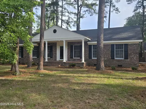 2012 Lydia Dr, Tarboro, NC 27886