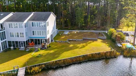 236 Blackwell Point Loop Rd, Oriental, NC 28571 photo 2