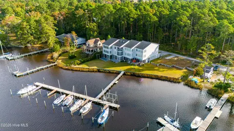 236 Blackwell Point Loop Rd, Oriental, NC 28571 photo 4