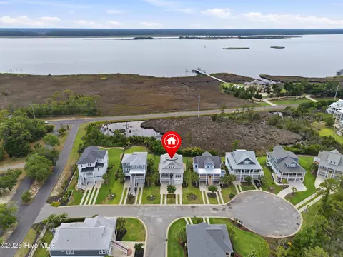 8020 Cotton Rose Ct, Wilmington, NC 28412