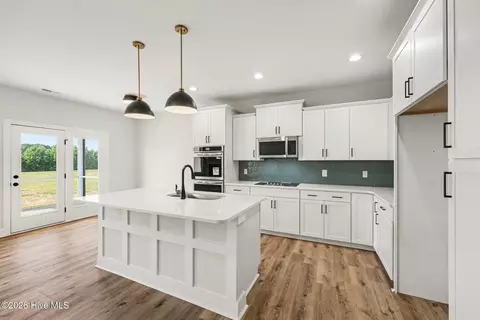 Kitchen - 23 Kizzy Dr, Selma, NC 27576 photo 1 of 2
