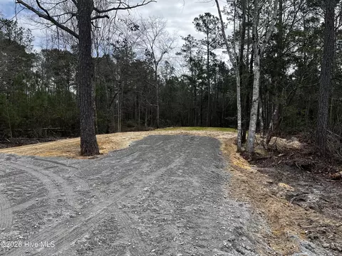 677 S Windward Dr SW, Supply, NC 28462