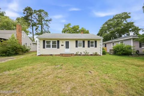 521 Thomas Ave, Wilmington, NC 28405