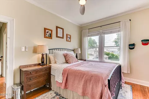 Bedroom - 210 3rd St, Augusta, GA 30901 photo 5 of 8