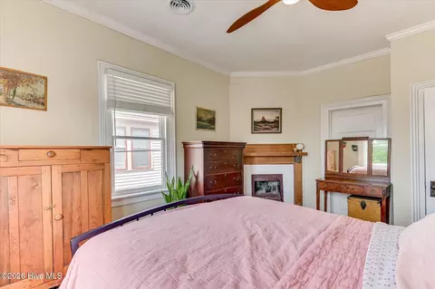 Bedroom - 210 3rd St, Augusta, GA 30901 photo 6 of 8