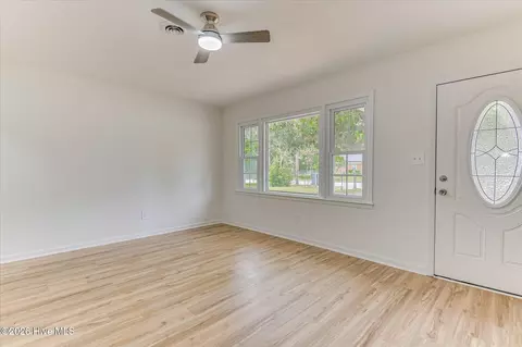 Living - 1506 Halton Rd, Augusta, GA 30909 photo 2 of 7
