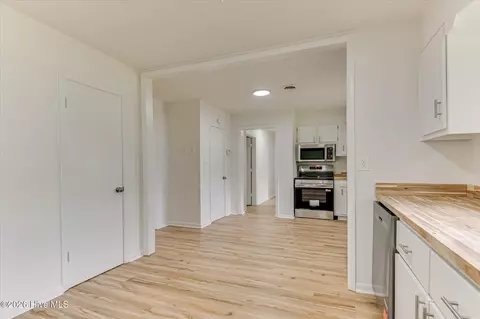 Entry Way - 1506 Halton Rd, Augusta, GA 30909 photo 2 of 2