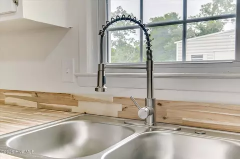 Kitchen - 1506 Halton Rd, Augusta, GA 30909 photo 3 of 5