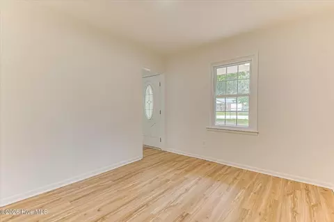 Living - 1506 Halton Rd, Augusta, GA 30909 photo 5 of 7