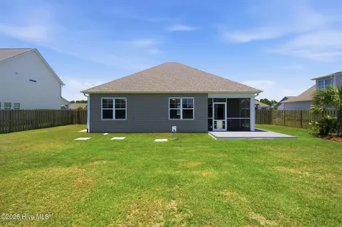 Exterior - 101 York Ln, Hampstead, NC 28443 photo 5 of 12