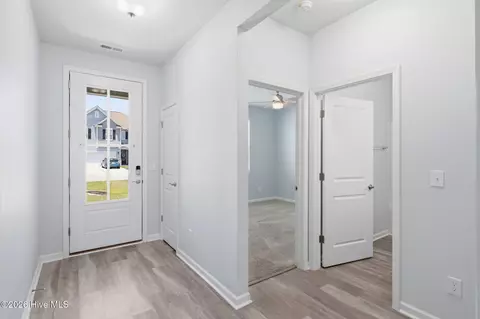Entry Way - 101 York Ln, Hampstead, NC 28443 photo 1 of 3
