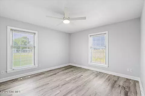 Bedroom - 821 Oberry Rd, Dudley, NC 28333 photo 3 of 5
