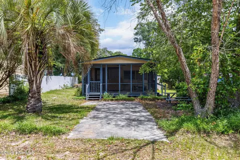 3982 First St SW, Shallotte, NC 28470