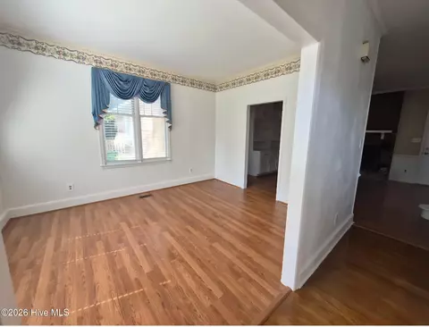 Living - 12 Raintree Pl, Augusta, GA 30909 photo 3 of 5