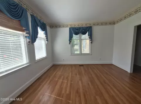 Living - 12 Raintree Pl, Augusta, GA 30909 photo 2 of 5