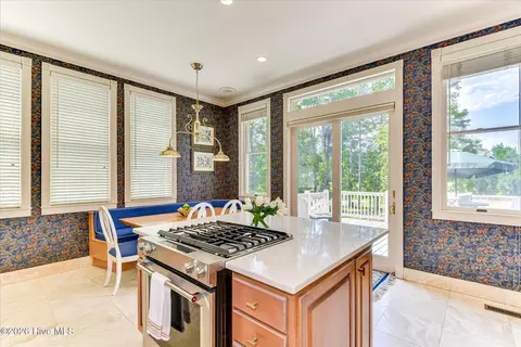 Kitchen - 734 Michaels Crk, Evans, GA 30809 photo 4 of 5