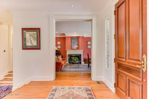 Entry Way - 734 Michaels Crk, Evans, GA 30809 photo 4 of 11