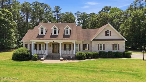 1117 Maccripine Rd, Pinetops, NC 27864