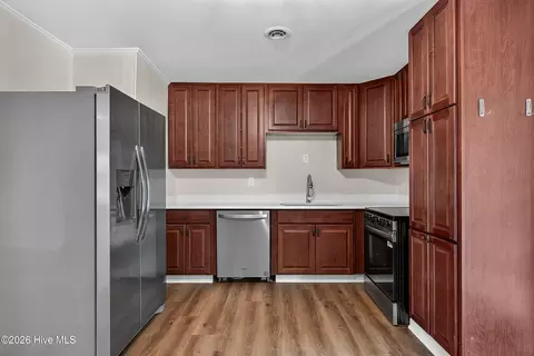 Kitchen - 145 Ash Ct, Hubert, NC 28539 photo 2 of 3