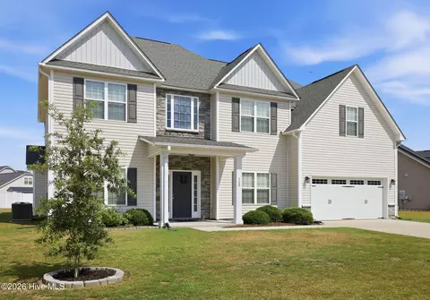 508 Seashore St, Grimesland, NC 27837