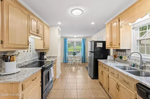 Kitchen - 415 Bristol Rd, Martinez, GA 30907 photo 2 of 4