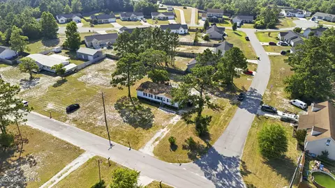404 Oregon Trl, Hubert, NC 28539 photo 33