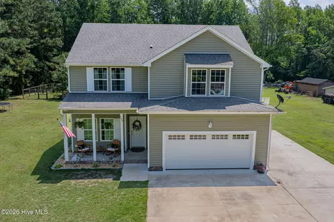 109 Riddle Ct, Shawboro, NC 27973