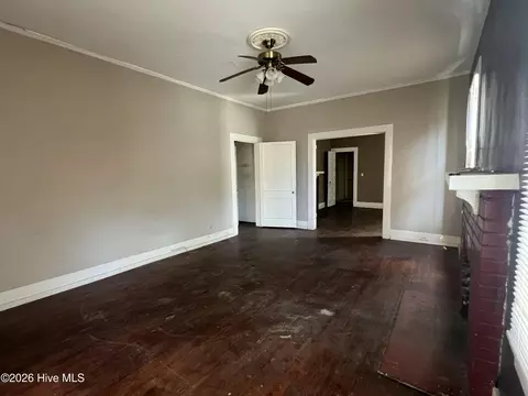 Living - 113 4th St, Augusta, GA 30901 photo 2 of 3