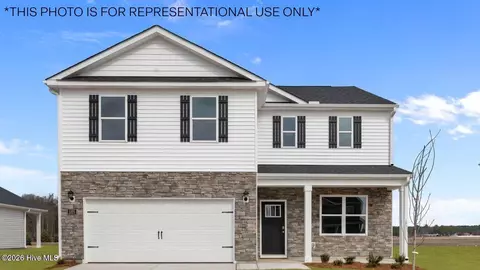 1131 Aviator Ln, Ayden, NC 28513