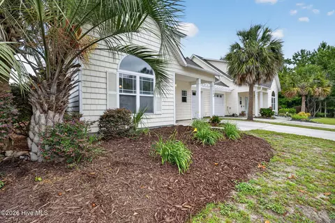 Exterior - 105 Phoebee Ct, Hampstead, NC 28443 photo 6 of 9