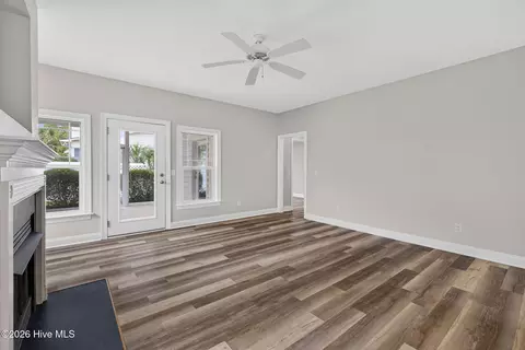 Living - 105 Phoebee Ct, Hampstead, NC 28443 photo 5 of 6