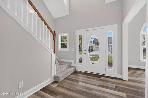 Entry Way - 105 Phoebee Ct, Hampstead, NC 28443 photo 1 of 2