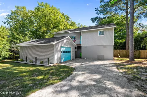 106 Pilot Pl, New Bern, NC 28562