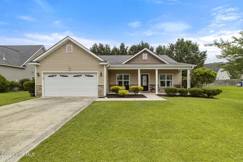 411 Wynbrookee Ln, Jacksonville, NC 28546