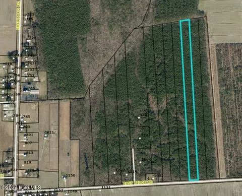 APT 11 E Ridge Road, Shawboro, NC 27973