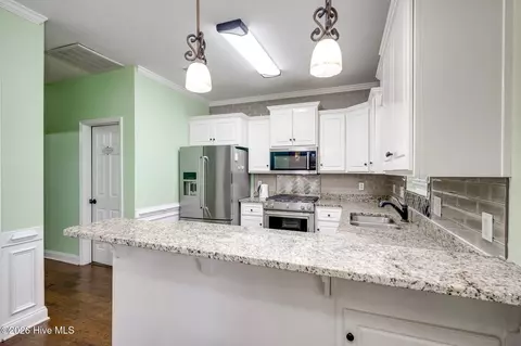 Kitchen - 3961 Cheyenne Trl, Martinez, GA 30907 photo 3 of 4