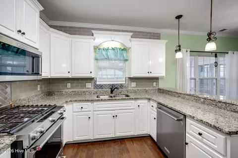 Kitchen - 3961 Cheyenne Trl, Martinez, GA 30907 photo 2 of 4
