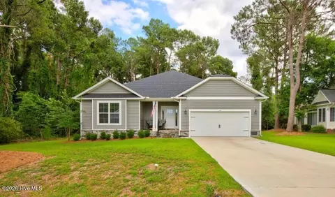 1109 Coral Reef Dr, New Bern, NC 28560
