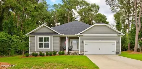 1109 Coral Reef Dr, New Bern, NC 28560