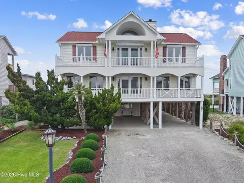 1307 Ocean Blvd W, Holden Beach, NC 28462