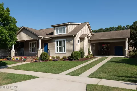 3613 Cattail Ln, Greenville, NC 27858
