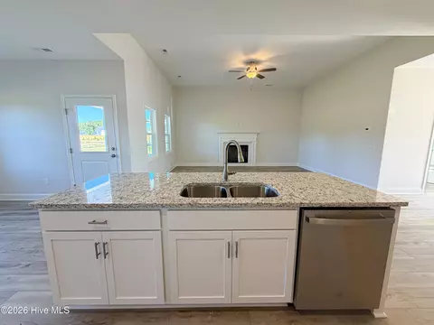 Kitchen - 816 Tupelo Tree Dr, Hubert, NC 28539 photo 1 of 4