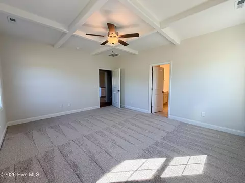 Bedroom - 816 Tupelo Tree Dr, Hubert, NC 28539 photo 4 of 10