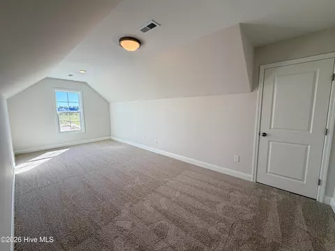Bedroom - 816 Tupelo Tree Dr, Hubert, NC 28539 photo 7 of 10